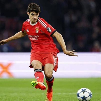 Benfica espera recuperação de António Silva e aposta na dupla do Seixal
