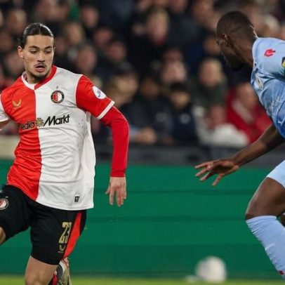 Benfica continua atento a Moussa