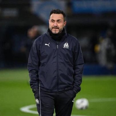 De Zerbi fica desolado após perder a final e chora no balneário