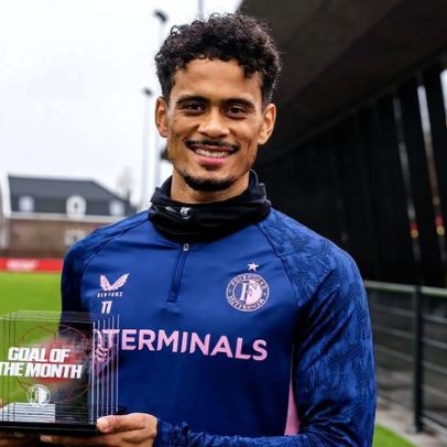 Gonçalo Borges recebe prémio no Feyenoord