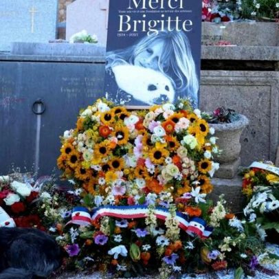 Funeral de Brigitte Bardot em St-Tropez, cortejo musical e homenagem aos animais