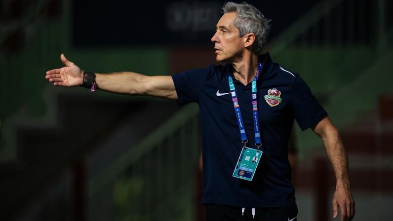 Paulo Sousa vence dérbi do Dubai e assume o segundo lugar