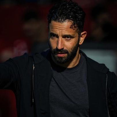 Gary Neville aponta três favoritos para substituir Amorim