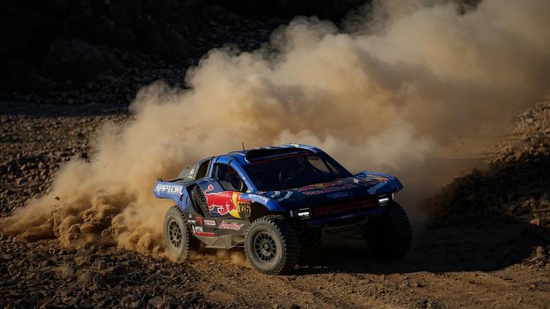 O sueco Mattias Ekstrom foi o mais rápido no prólogo do Dakar 2026. IMAGO