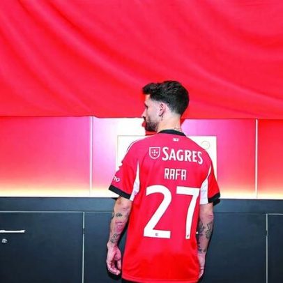 Rafa chega ao Benfica: pode unir o grupo ou criar divisões