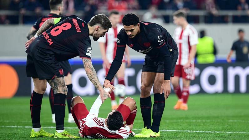 Chiquinho saiu com queixas frente ao Leverkusen