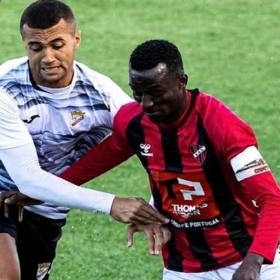 Jogador esteve perto do Vitória de Guimarães e treinou com o Sporting