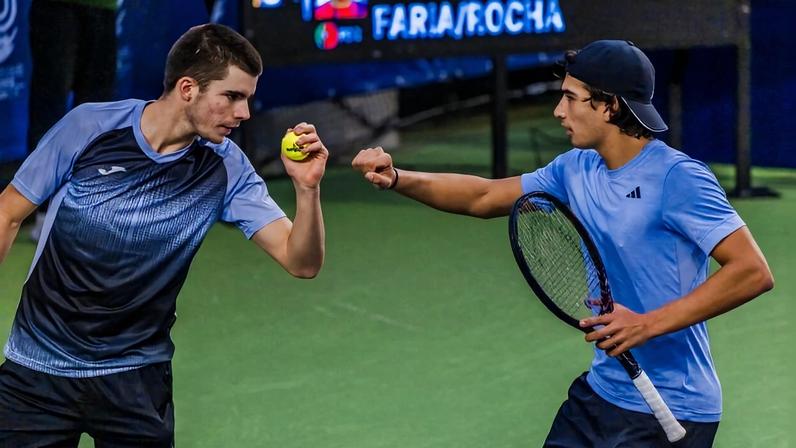 Jaime Faria e Henrique Rocha começam esta noite a luta pela entrada no quadro do Open da Austrália. FPT/Beatriz Ruivo