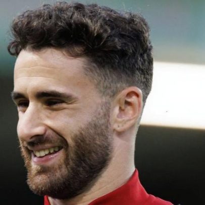 Benfica Rafa aguarda documento para poder jogar