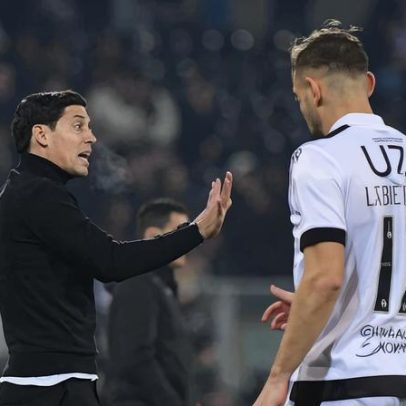 Imagens destacam o intenso V. Guimarães-FC Porto