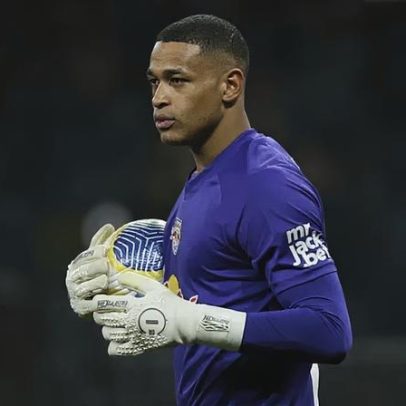 Gil Vicente anuncia saída de Andrew e entrada de Lucão