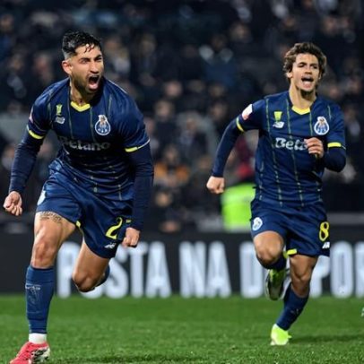 Frieza de Varela no segundo penálti decide vitória do Porto em Guimarães