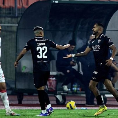 Goleador do vice-líder ignora estreias de adversários