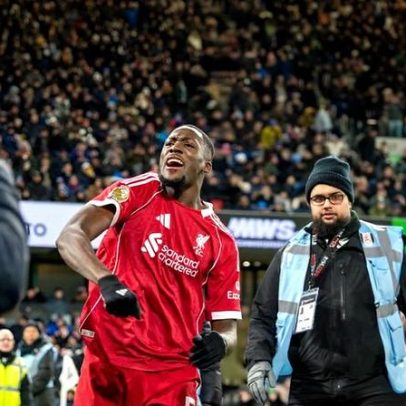 Konaté falha jogo do Liverpool em Marselha pela morte do pai