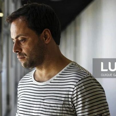 António Zambujo lança hoje dueto gravado com Caetano Veloso