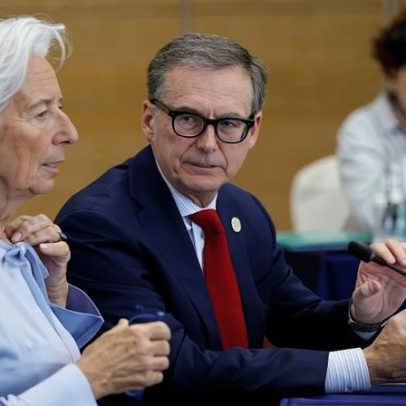 Banco do Canadá anuncia fim da era de comércio aberto com os EUA