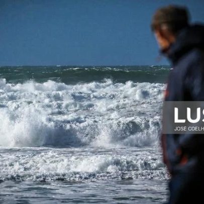 Dez distritos do litoral sob aviso vermelho até às 21:00 por mar agitado, IPMA