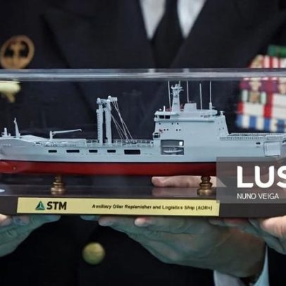 Marinha turca avança na construção de navio que leva quase tudo ao alto mar