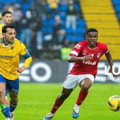 Estoril Praia vence em Açores e soma quinto triunfo em seis jogos