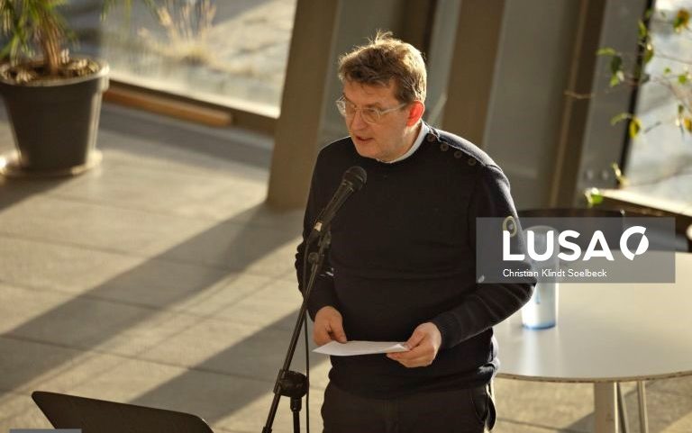 Ministro da Defesa dinamarquês na Gronelândia para apaziguar população