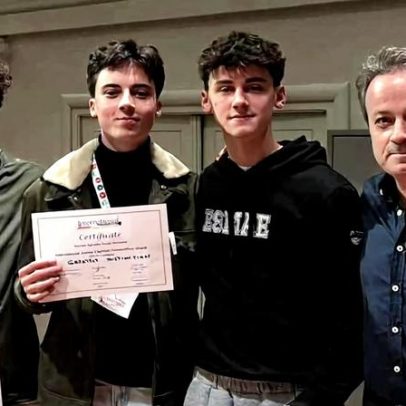 Clarinetista da Banda de Vilela conquista maior distinção em concurso na Bélgica