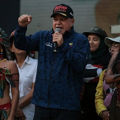 Caracas afirma que ataque dos EUA deixou pelo menos 100 mortos