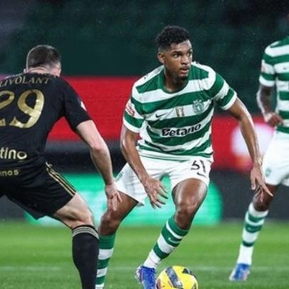Sporting vence Casa Pia 3-0 e regressa aos triunfos