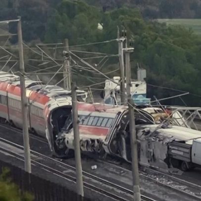 Descarrilamento de dois comboios em Espanha faz pelo menos 39 mortos