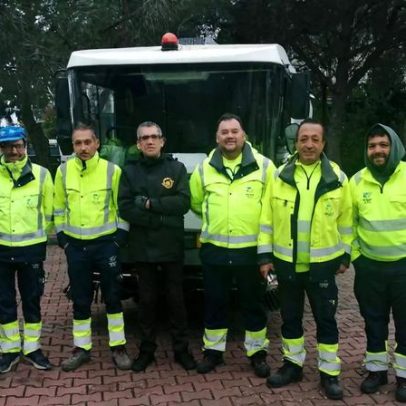Equipa dedicada acorda cedo, enquanto a maioria ainda dormia