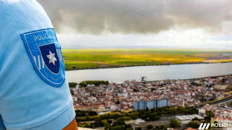 Mulher refugia-se na PSP de Alverca para escapar a ex-marido embriagado que invadiu a sua casa