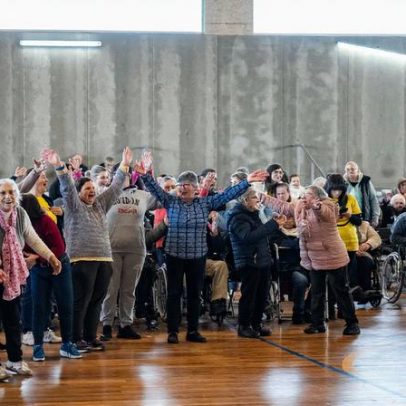 Penafiel assinala Dia do Riso com Mega Aula de Yoga do Riso para séniores