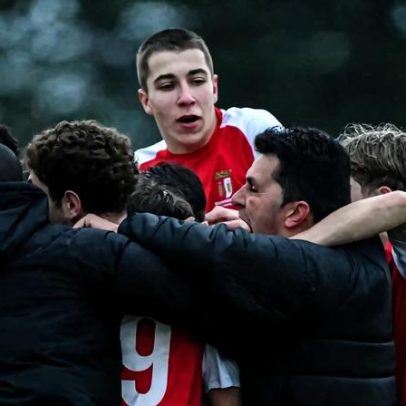 Vale Domingos vence em Valongo com nove jogadores e aproxima-se da Elite Sub-19