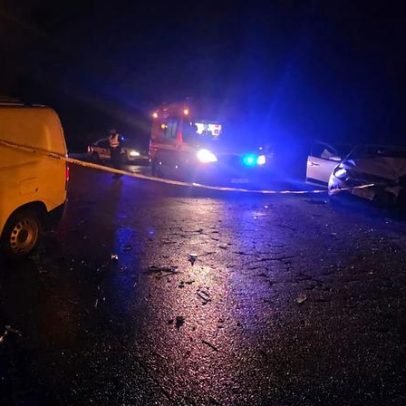 Feridos ligeiros após colisão entre dois veículos em Águeda
