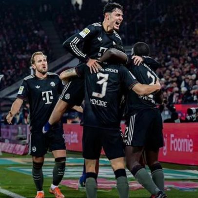 Reviravolta em Colónia permite ao Bayern manter vantagem na Bundesliga