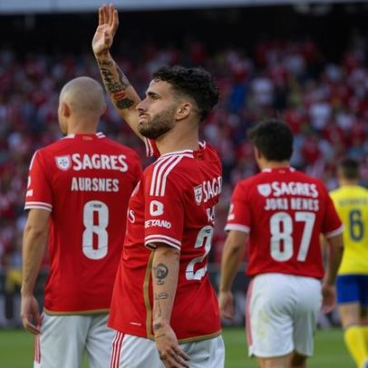 Rui Costa responde a Rafa