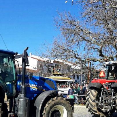 Agricultores em Serpa fazem marcha-lenta contra concorrência desleal UE/Mercosul