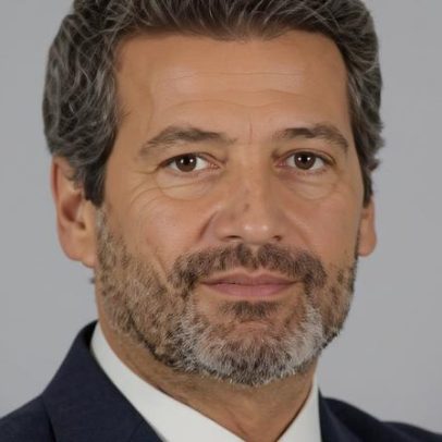 Xanana Gusmão critica ministros por atrasos nos pagamentos