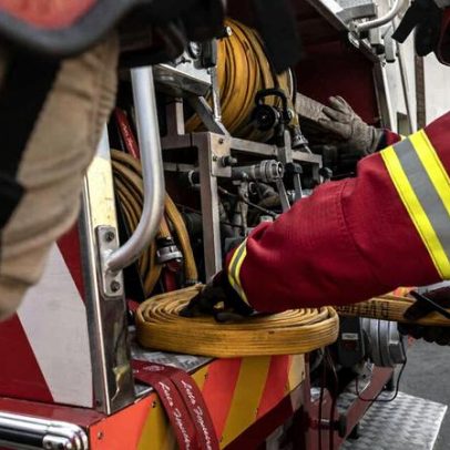 Incêndio numa habitação em Penafiel mobiliza mais de dez bombeiros