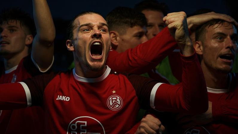 Tom Moustier, médio do Rot-Weiss Essen, está na mira do Estrela da Amadora - Foto: IMAGO