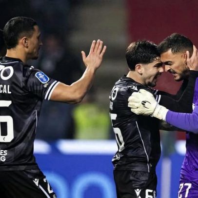 Hoje é dia de Rei Charles, segundo as notas de V. Guimarães