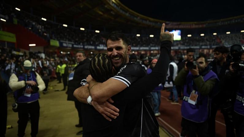 A alegria de Nélson Oliveira em Leiria - Foto: Miguel Nunes