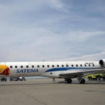Avião com 15 pessoas desaparece na Colômbia