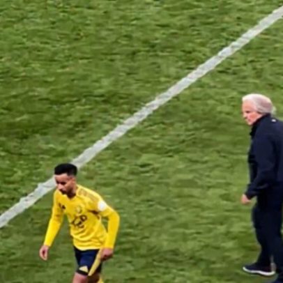 Jogador do Al Nassr deixa Jorge Jesus a falar sozinho em vídeo