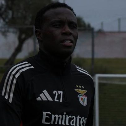 Treino do Benfica marcado pelo regresso de peso