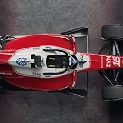 Ferrari apresenta o novo modelo