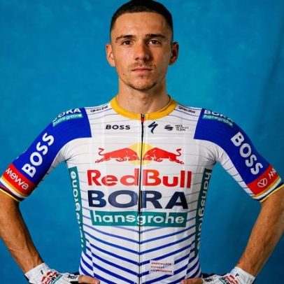 Evenepoel e Ayuso vestem novas cores