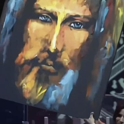 Trump vende quadro de Jesus por 2,34 milhões no Ano Novo