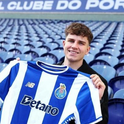 Oskar Pietuszewski é reforço do FC Porto