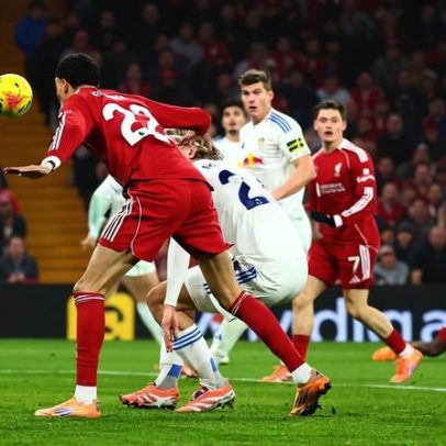 Liverpool não consegue vencer o Leeds