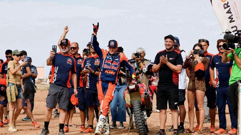 Daniel Sanders venceu o Dakar em 2025 e fez a festa também em Marrocos na contagem decrescente para a edição deste ano. IMAGO